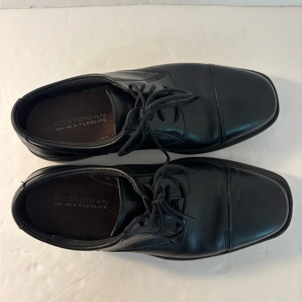 BOSTONIAN Flexlite Black 7.5 Lace-Up Oxford Shoes